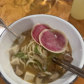 Yodelin - Seafood Near Me - Leavenworth, Washington