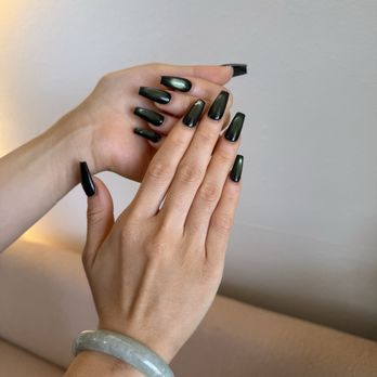 Amie Nails Studio - IG: nails.byamie6 - Nail Salons Near Me - Westminster, California