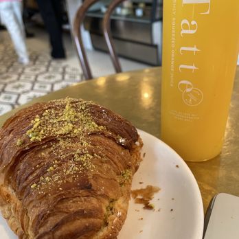 Tatte Bakery & Cafe | Pier 4 - Pistachio Croissant and Orange Juice - Coffee & Tea Near Me - Boston, Massachusetts