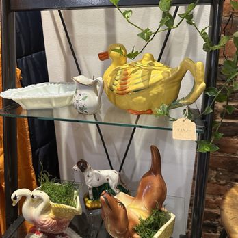 Revival Vintage - Merchandise - Used, Vintage & Consignment Near Me - Winchester, Virginia Revival Vintage - Merchandise - Used, Vintage & Consignment Near Me - Winchester, Virginia