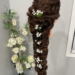 Sista Wax - Hair style