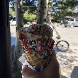 Moo’s Gourmet Ice Cream