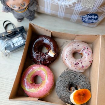 Holey Grail Donuts - A Mission Hot Chocolate, Hail Mary, Black Sabbath, n' Strawberry Fields | 4 pack tasting box $18 - Donuts Near Me - Honolulu, Hawaii Holey Grail Donuts - A Mission Hot Chocolate, Hail Mary, Black Sabbath, n' Strawberry Fields | 4 pack tasting box $18 - Donuts Near Me - Honolulu, Hawaii