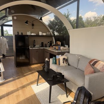 Lagom Retreat - Couch - Hotels Near Me - Dripping Springs, Texas Lagom Retreat - Couch - Hotels Near Me - Dripping Springs, Texas