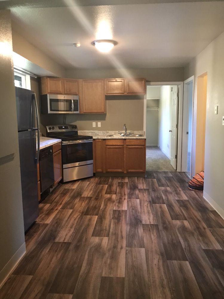 HERITAGE PARK APARTMENTS Updated September 2024 1818 Evergreen Park