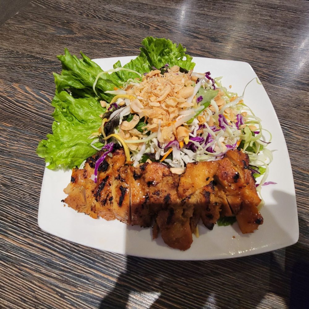 Simmer - Cabbage salad with lemongrass chicken - Vietnamese Near Me - Rohnert Park, California Simmer - Cabbage salad with lemongrass chicken - Vietnamese Near Me - Rohnert Park, California