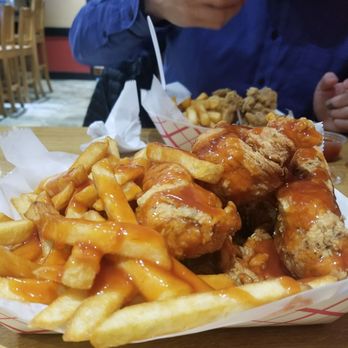Harold's Chicken - Chicken Wings Near Me - Schaumburg, Illinois Harold's Chicken - Chicken Wings Near Me - Schaumburg, Illinois