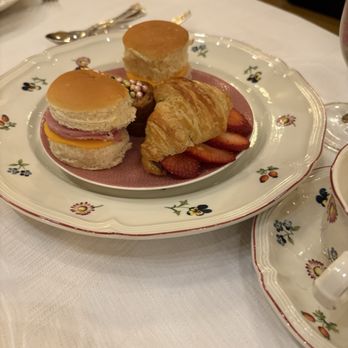 Chez Philippe - For the kids :) - French Near Me - Memphis, Tennessee Chez Philippe - For the kids :) - French Near Me - Memphis, Tennessee