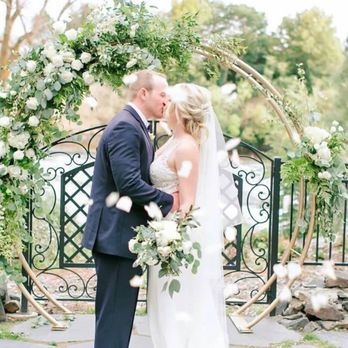 Chateau Rive - Venues & Event Spaces Near Me - Spokane, Washington Chateau Rive - Venues & Event Spaces Near Me - Spokane, Washington