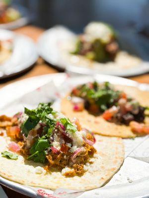 Simmzy's Restaurant Huntington Beach by null