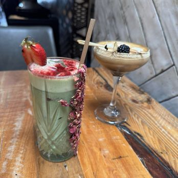 Cajé Coffee Roasters - Haley St - The Bella Rose Matcha & Burnout - Coffee Roasteries Near Me - Santa Barbara, California