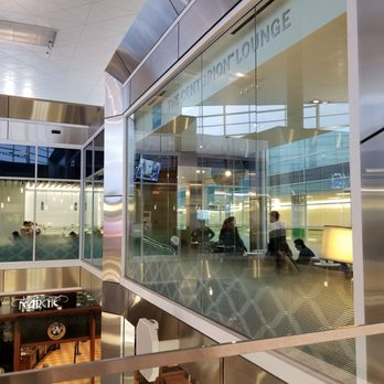 The Centurion Lounge - Airport Lounges Near Me - Dallas, Texas