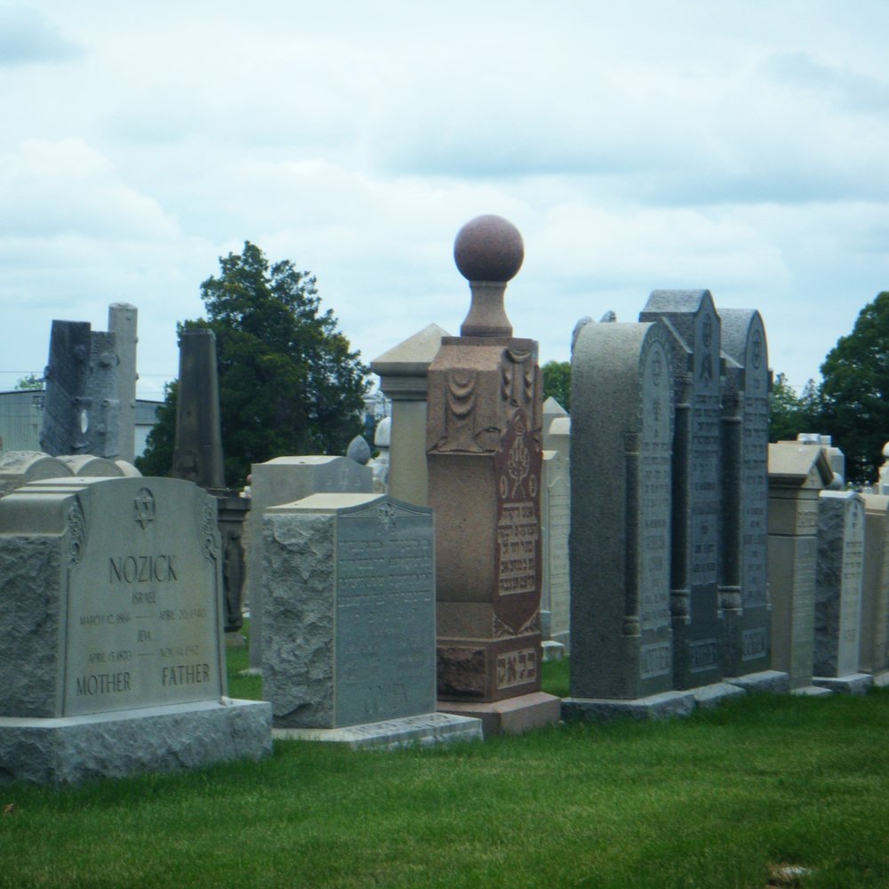 Lincoln Park Cemetery - Really close together - Funeral Services & Cemeteries Near Me - Warwick, Rhode Island Lincoln Park Cemetery - Really close together - Funeral Services & Cemeteries Near Me - Warwick, Rhode Island