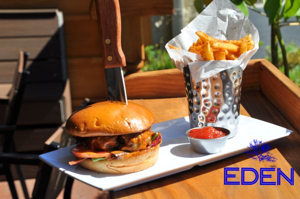 Eden Lounge by null