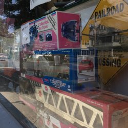 Delaware Trains & Accessories