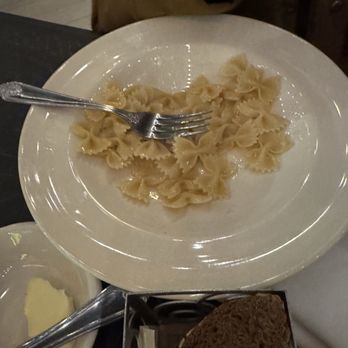 The Cheesecake Factory - My daughters pasta missing broccoli and Parmesan cheese.    Told her to stop eating and wait for the waitress while her food got cold. - Desserts Near Me - Naperville, Illinois