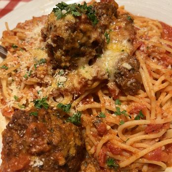 Frugatti's - Spaghetti and meatballs - Italian Near Me - Bakersfield, California Frugatti's - Spaghetti and meatballs - Italian Near Me - Bakersfield, California