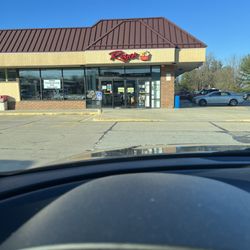 Rego's Neighborhood Market
