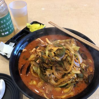 JoongHwaRu - Hot spicy seafood noodle - Korean Near Me - Los Angeles, California