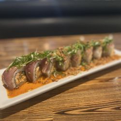 Kaiba Japanese Ramen, Sushi & Grill - Anaheim - Spicy Garlic Albacore Roll (recommend!!)