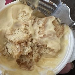 Tops Bar-B-Q - A clump of vanilla wafers with some pudding. Not even one banana slice.