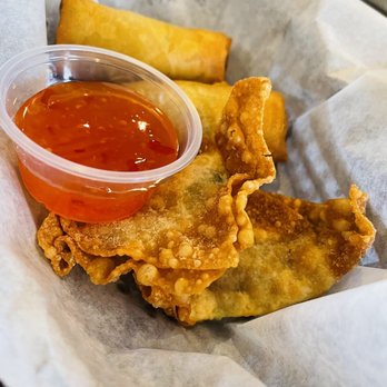 Monora Thai - Cerritos - Egg Rolls and Fried Wonton - Thai Near Me - Cerritos, California