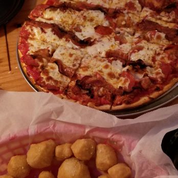 Nick's Pizza & Pub - Pizza Near Me - Elgin, Illinois Nick's Pizza & Pub - Pizza Near Me - Elgin, Illinois