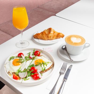 Cappuccino Grand Café - Mitte by null