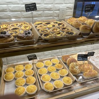 Bakery 1908 - Various pastries - Bakeries Near Me - Orlando, Florida Bakery 1908 - Various pastries - Bakeries Near Me - Orlando, Florida