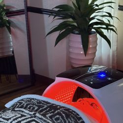 Massage Essence Day Spa - Facial with led therapy