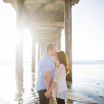 Scripps Beach - Great location for fun family portraits! alexphillipsphotography.com - Beaches Near Me - San Diego, California