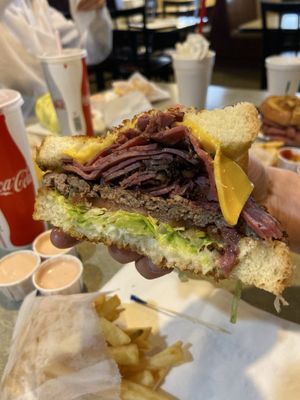 Burgers Supreme by null