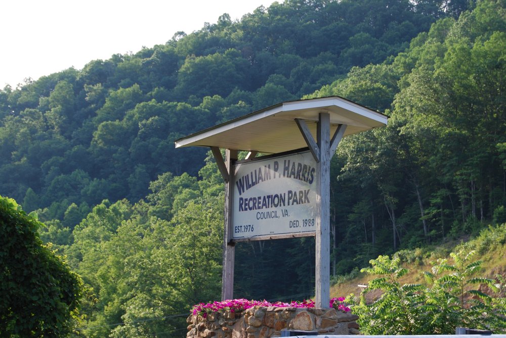 William P. Harris Recreation Park Logo