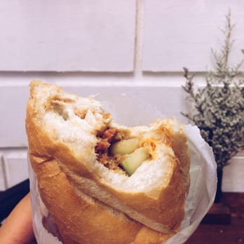 DiCofi Vietnamese Cafe - A banhmi with sausage, egg and pork floss? Gimme some of that - Vietnamese Near Me - Makati, NCR