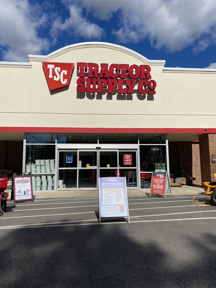 TRACTOR SUPPLY Updated October 2024 10 Reviews 1201 Mammoth Dr