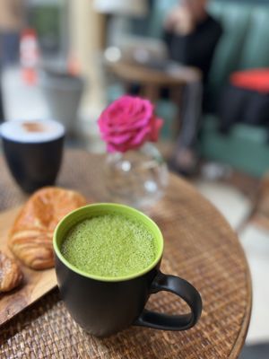 Café-Flor / Bar 21 by null