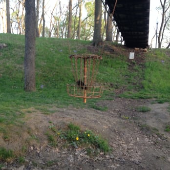 Treasure Cove Disc Golf Course - The famous hanging basket. - Disc Golf Near Me - Council Bluffs, Iowa Treasure Cove Disc Golf Course - The famous hanging basket. - Disc Golf Near Me - Council Bluffs, Iowa