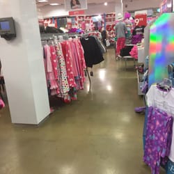 The Children's Place Outlet - Girls side