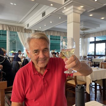 Lattitude 41 - Wine - Seafood Near Me - Fiumicino, RM