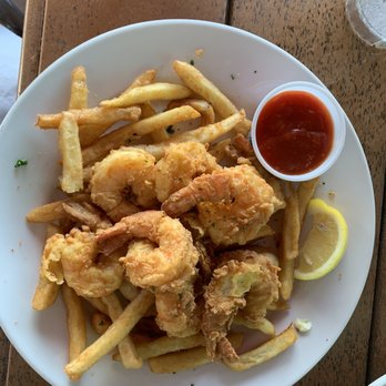 Turtles Restaurant - Fried Shrimp - Seafood Near Me - Sarasota, Florida
