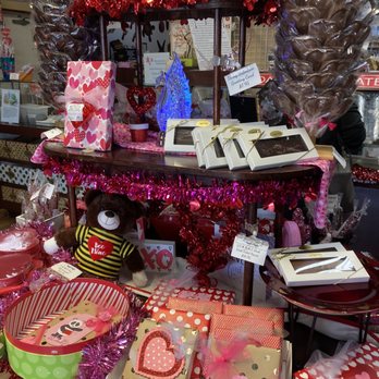 Angell and Phelps - Valentine's Day display. - Chocolatiers & Shops Near Me - Daytona Beach, Florida Angell and Phelps - Valentine's Day display. - Chocolatiers & Shops Near Me - Daytona Beach, Florida