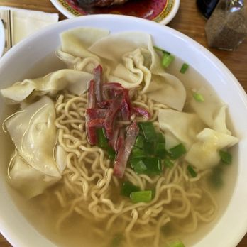 Palace Saimin - Large wonton min. Not enough meat in the wontons. - Japanese Near Me - Honolulu, Hawaii