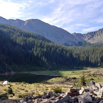 Wheeler Peak - The picturesque Williams Lake, 2 miles from the trailhead. - Hiking Near Me - Taos Ski Valley, New Mexico