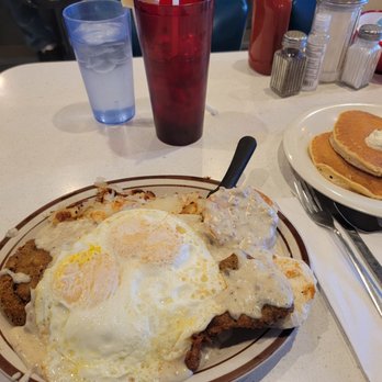 Blondies Diner - Country Fried Steak and Eggs - American Near Me - River Grove, Illinois Blondies Diner - Country Fried Steak and Eggs - American Near Me - River Grove, Illinois