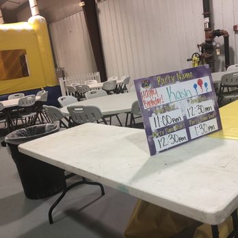 Jumpy Jump Land - One of the 2 party areas - Bounce House Rentals Near Me - Haysville, Kansas Jumpy Jump Land - One of the 2 party areas - Bounce House Rentals Near Me - Haysville, Kansas