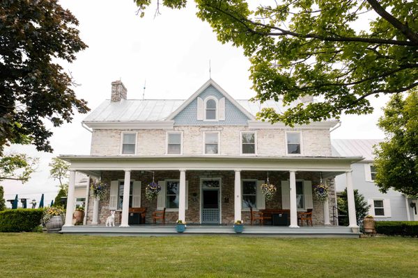 L'Auberge Provencale Inn & Restaurant by null