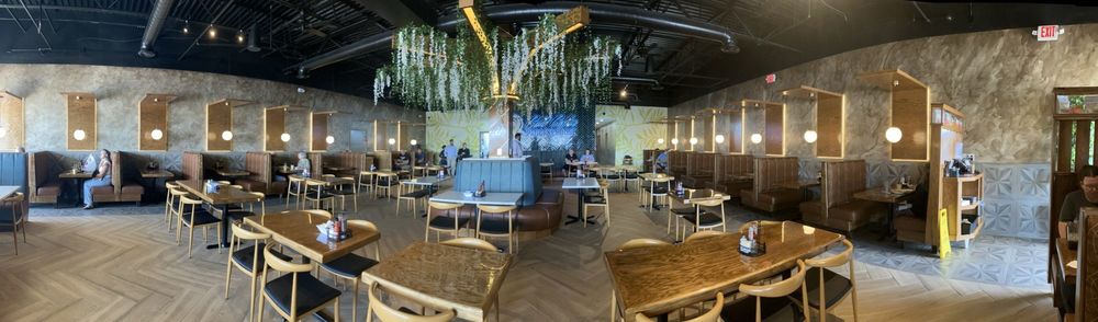 Gold Coffee Pancake House Logo