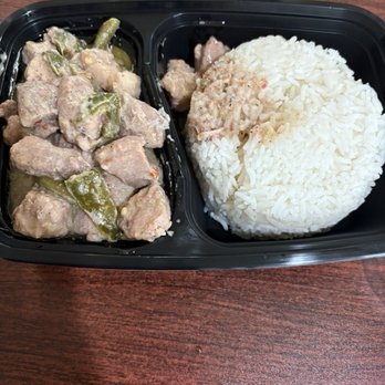 Maynila Filipino Cuisine - Pork Bicol Express A La Carte - Filipino Near Me - Springfield, Oregon Maynila Filipino Cuisine - Pork Bicol Express A La Carte - Filipino Near Me - Springfield, Oregon