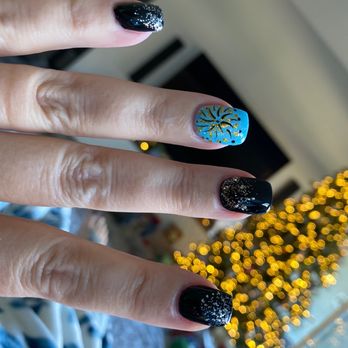 Devon's Nails - New years - Nail Salons Near Me - Folsom, California