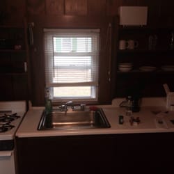 Pine Valley Cabins - Cute kitchen setup! W/utensils! . (Ask one of the owners to turn the gas on if you'd like to use the stove)